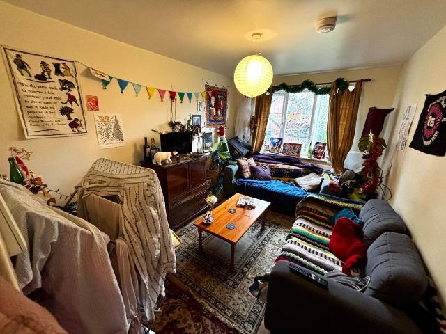 Apartment for rent in Woodhouse, West Yorkshire