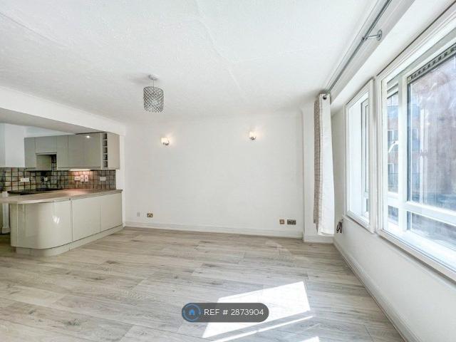 Apartment for rent in St. George in the East, Wapping