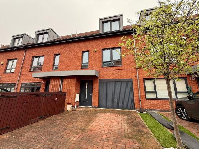 House for rent in Gatley, Greater Manchester