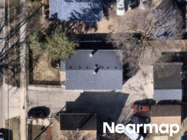 House for sale in Aurora, Illinois