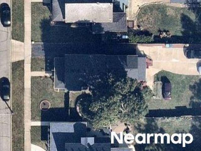 House for sale in Aurora, Illinois