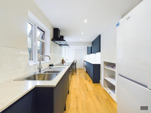Apartment for rent in Watergate, Devon