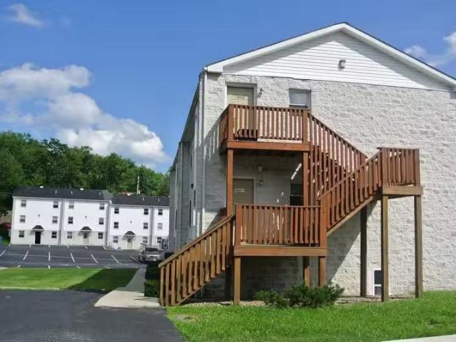 Condo for rent in Altoona