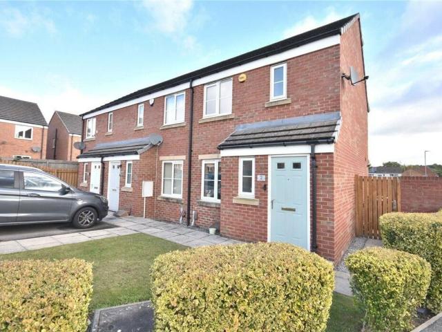 House for rent in Scholes, West Yorkshire