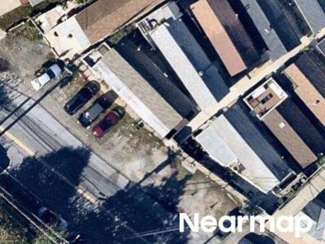 Property for sale in The Bronx, Arverne