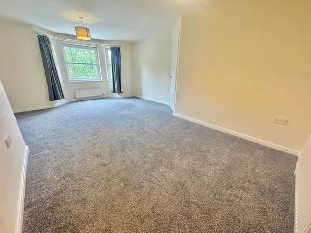 Apartment for rent in Calderstones