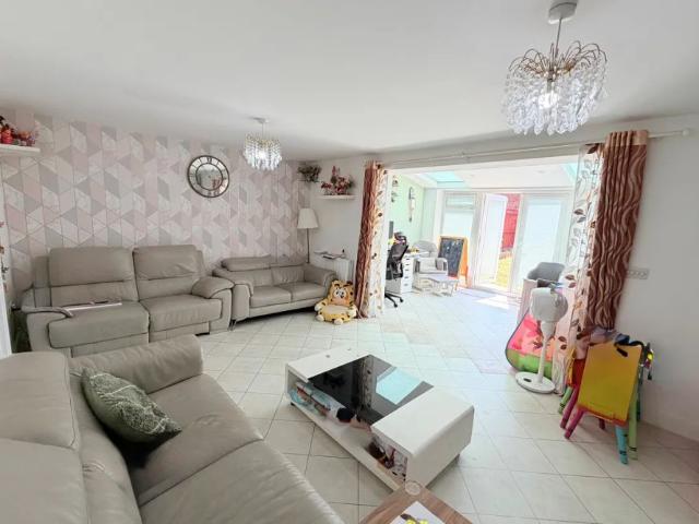 House for rent in Great Western Park, Dromore