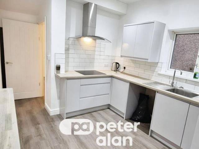 Apartment for rent in Briton Ferry, Wales