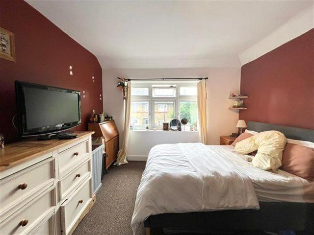 House for rent in Chapel End, Highams Park