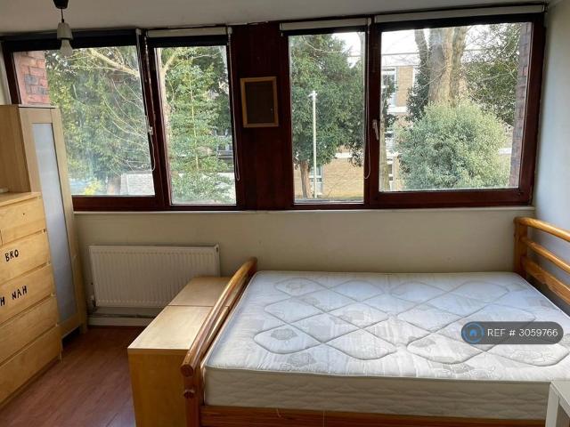 House for rent in London Borough of Wandsworth, Greater London