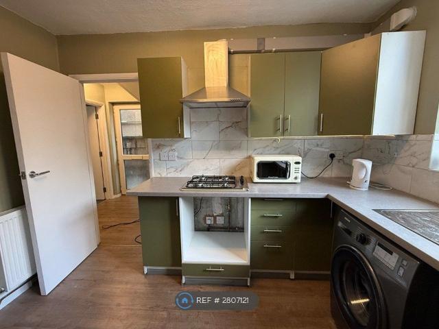 House for rent in New Malden, Greater London