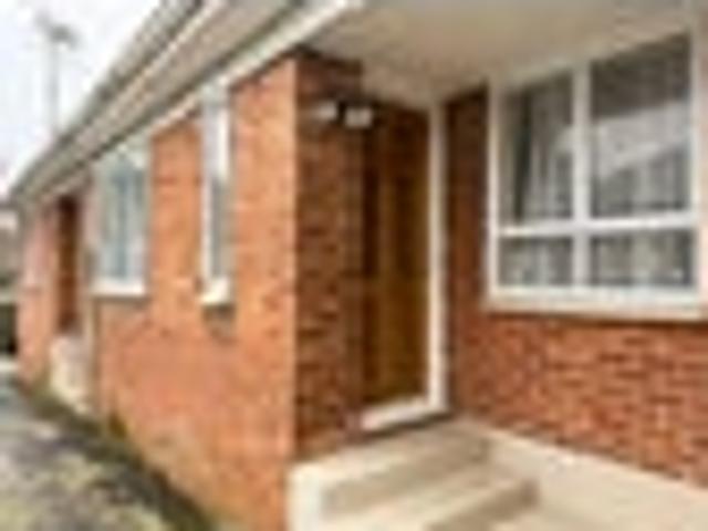 Apartment for rent in Penrose, Oroua County