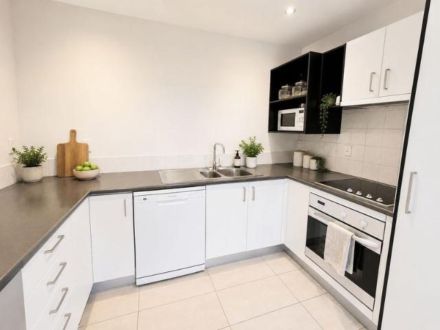 Apartment for rent in Penrose