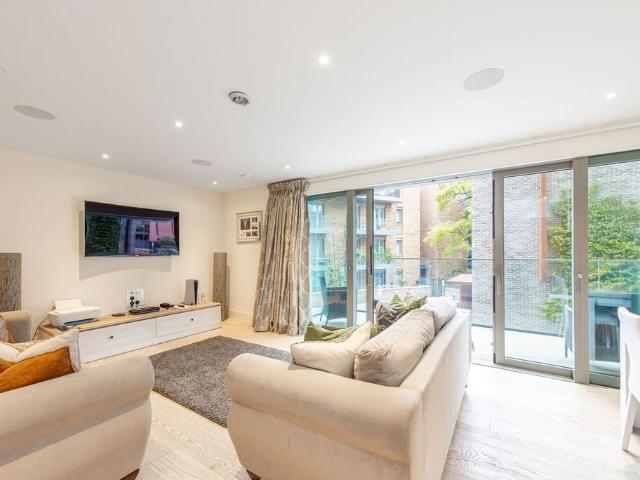 Apartment for rent in West Hampstead, Greater London