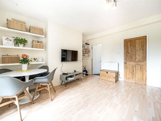 Studio for rent in Walworth, Greater London