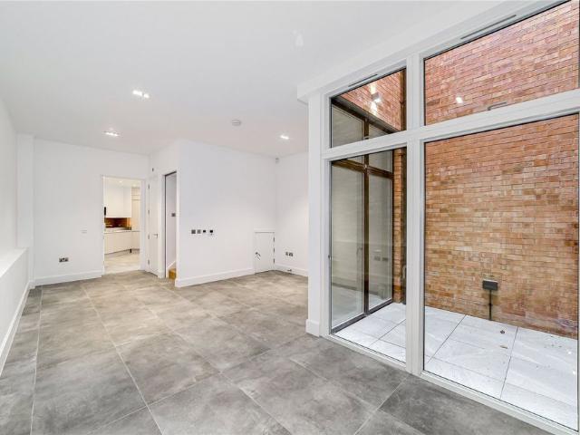 House for rent in Fulham, Cat Hill