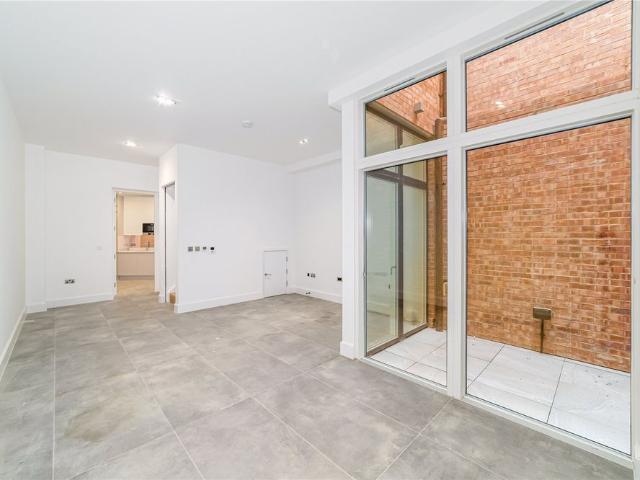 Apartment for rent in Fulham, Greater London