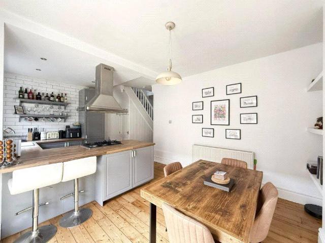 Apartment for rent in London Borough of Camden, Greater London