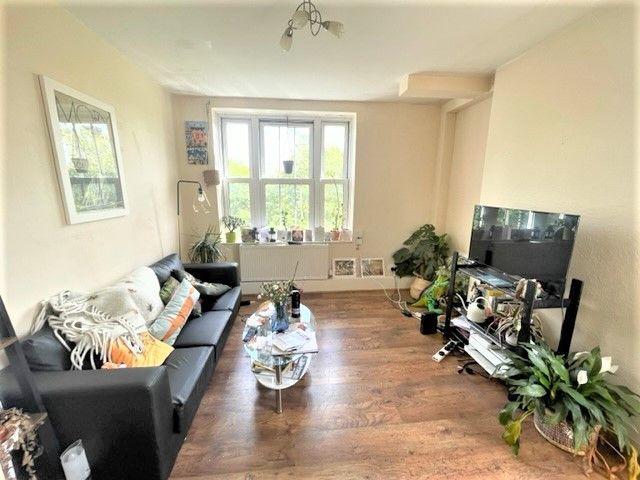 House for rent in Chalk Farm, Greater London
