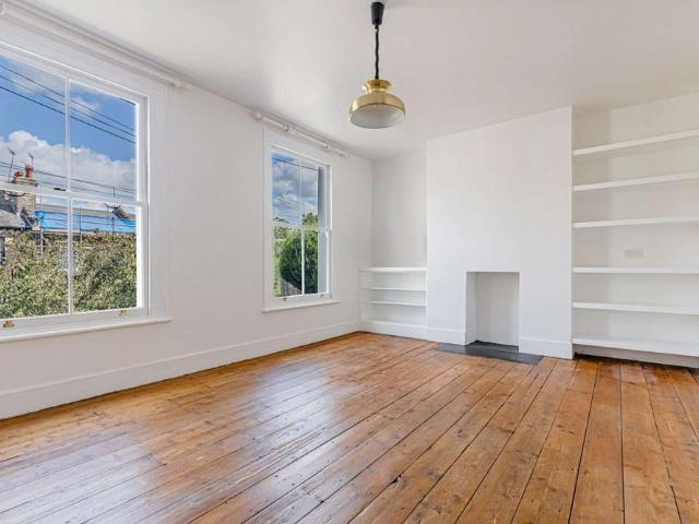 Apartment for rent in Cat Hill, Isle Of Man