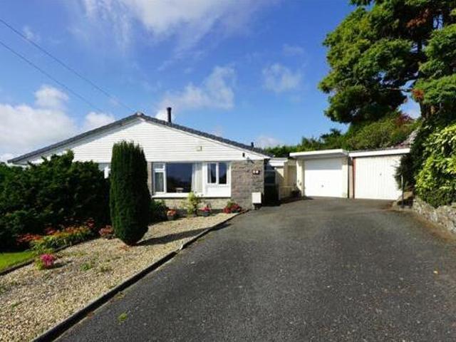 House for sale in Lamellion, Cornwall