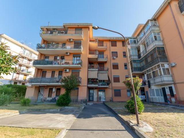 Appartamento in vendita a Gravina Di Catania, Sicilia