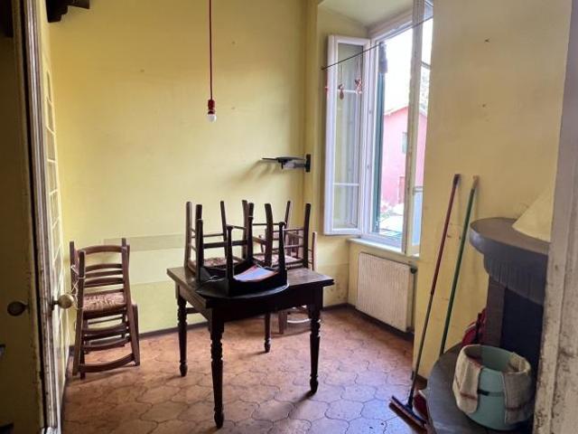 Appartamento in vendita a Marina Di Massa, Toscana