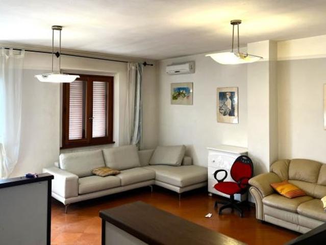 Appartamento in vendita a Schignano, Vaiano