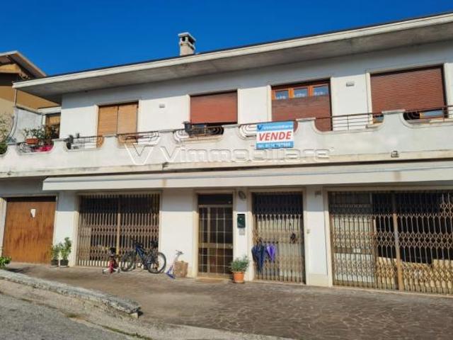 Appartamento in vendita a Val Liona, Vicenza