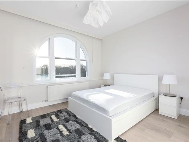 Flat to rent in Bluebell, North Tipperary