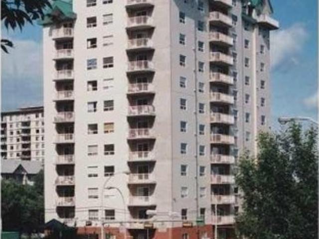 Condo for sale in Wedgewood, Alberta