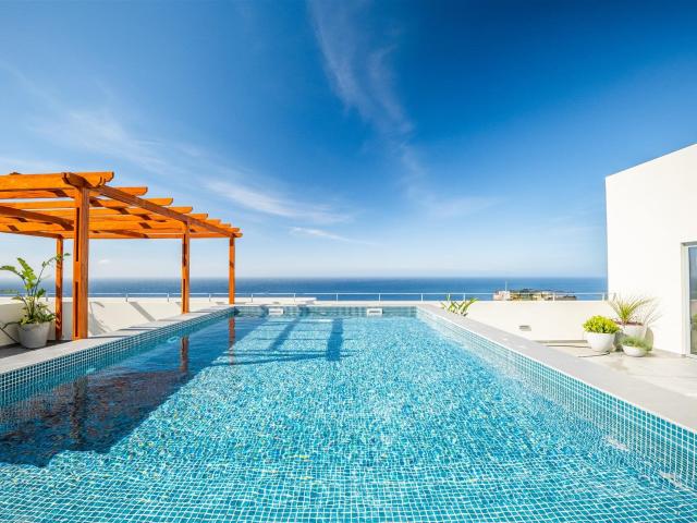 Apartamento venda em Serrado do Mar, Câmara De Lobos