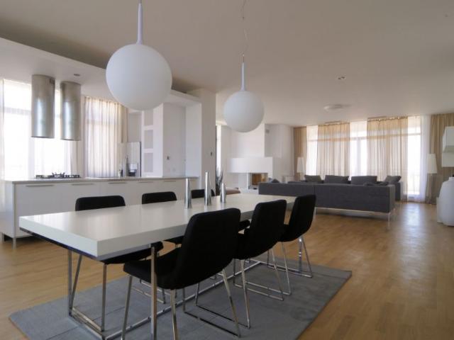 Apartament închirieri în Centrul Comercial Băneasa, București
