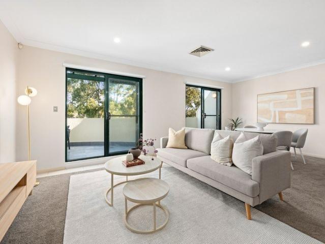 Apartment for sale in Lower North Shore, Sydney
