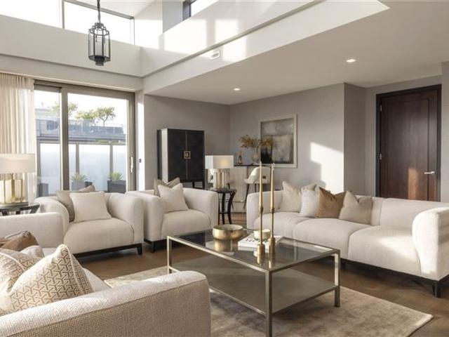 Flat for sale in Ballsbridge