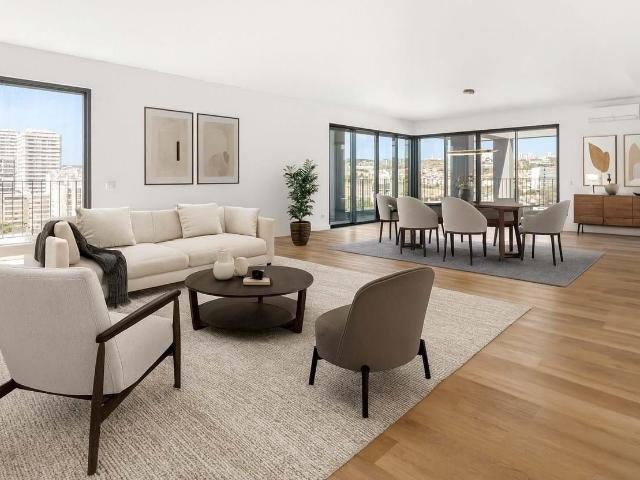 Loja venda em Núcleo Urbano Histórico de Algés, Oeiras