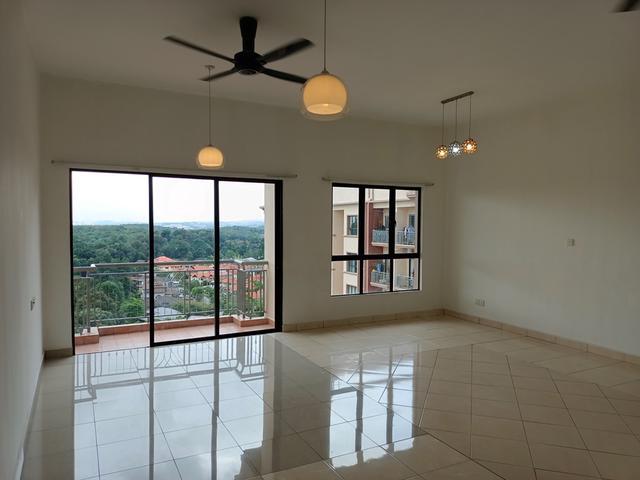 Condominium for sale in Petaling, Damansara Damai