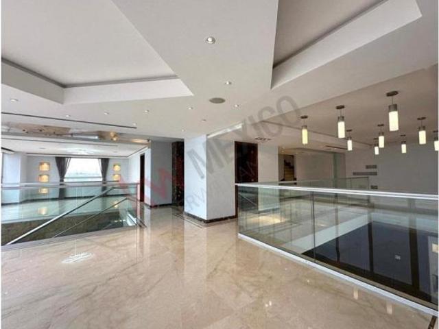 Penthouse de Lujo en Residencial El Ducal, Bosque Real