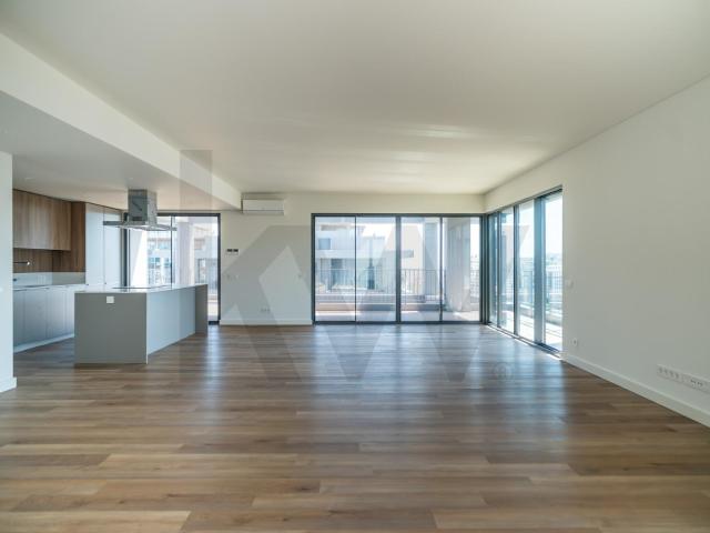 Apartamento venda em Oeiras, Lisboa