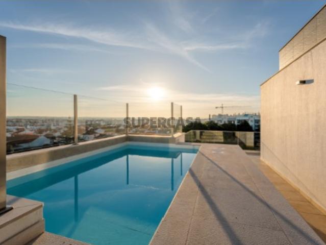 Casa venda em Urbanização Vale Salgueiro, Montijo