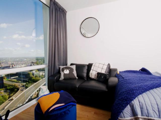 Studio for rent in Hillfields, West Midlands