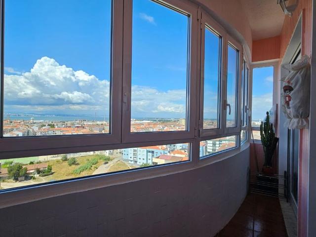Casa alugar em Bairro Ferroviário, Barreiro e Lavradio