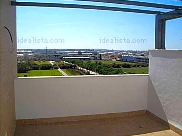 Ático en alquiler en Cerro-Amate, Sevilla