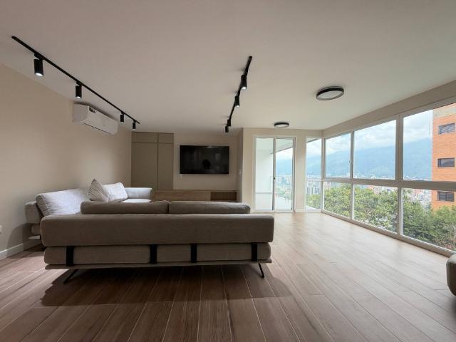 Apartamento en alquiler en Valle Arriba, Caracas