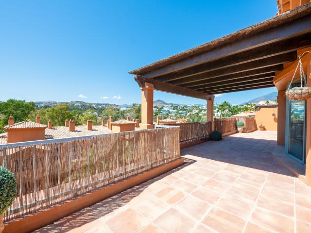 Ático en venta en Atalaya-Isdabe, Costa del Sol Occidental