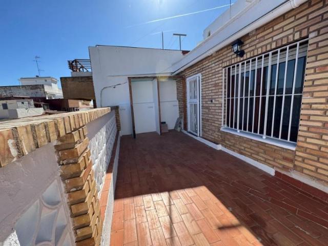 Ático en venta en Atzavares, el Baix Vinalopó