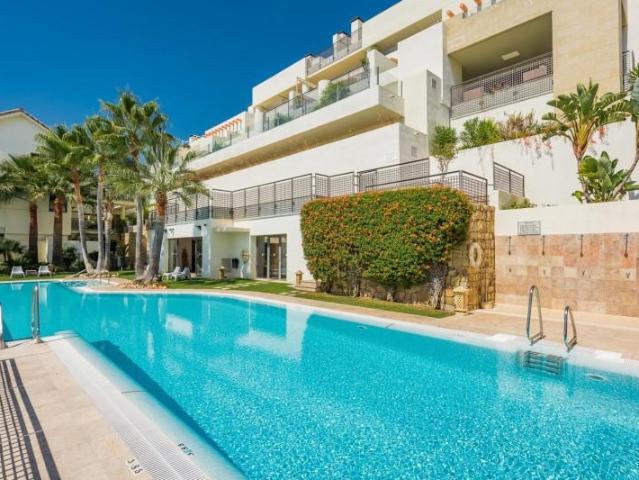 Ático en venta en Rio Real, Costa del Sol Occidental