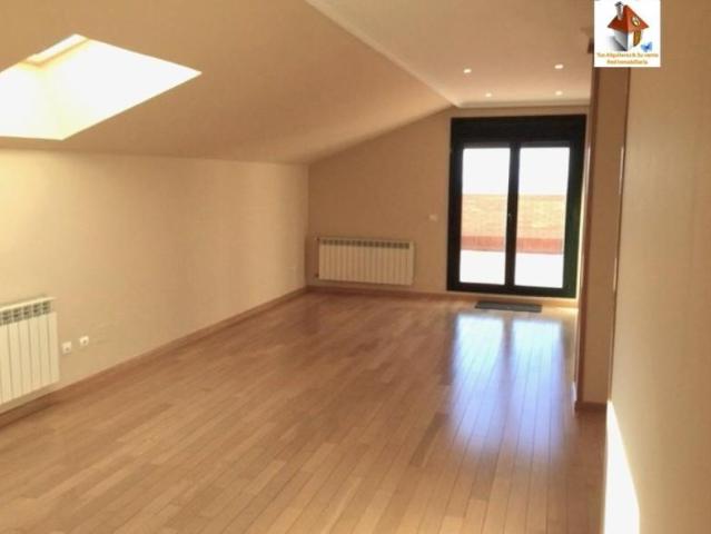 Ático en venta en Urbanización el Quiñón, Seseña
