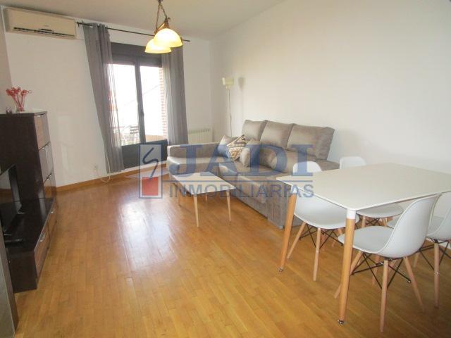 Apartamento en alquiler en Valdepeñas, Castilla-La Mancha