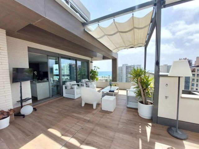 Casa en alquiler en Casco Antiguo - Santa Cruz - Ayuntamiento, l'Alacantí
